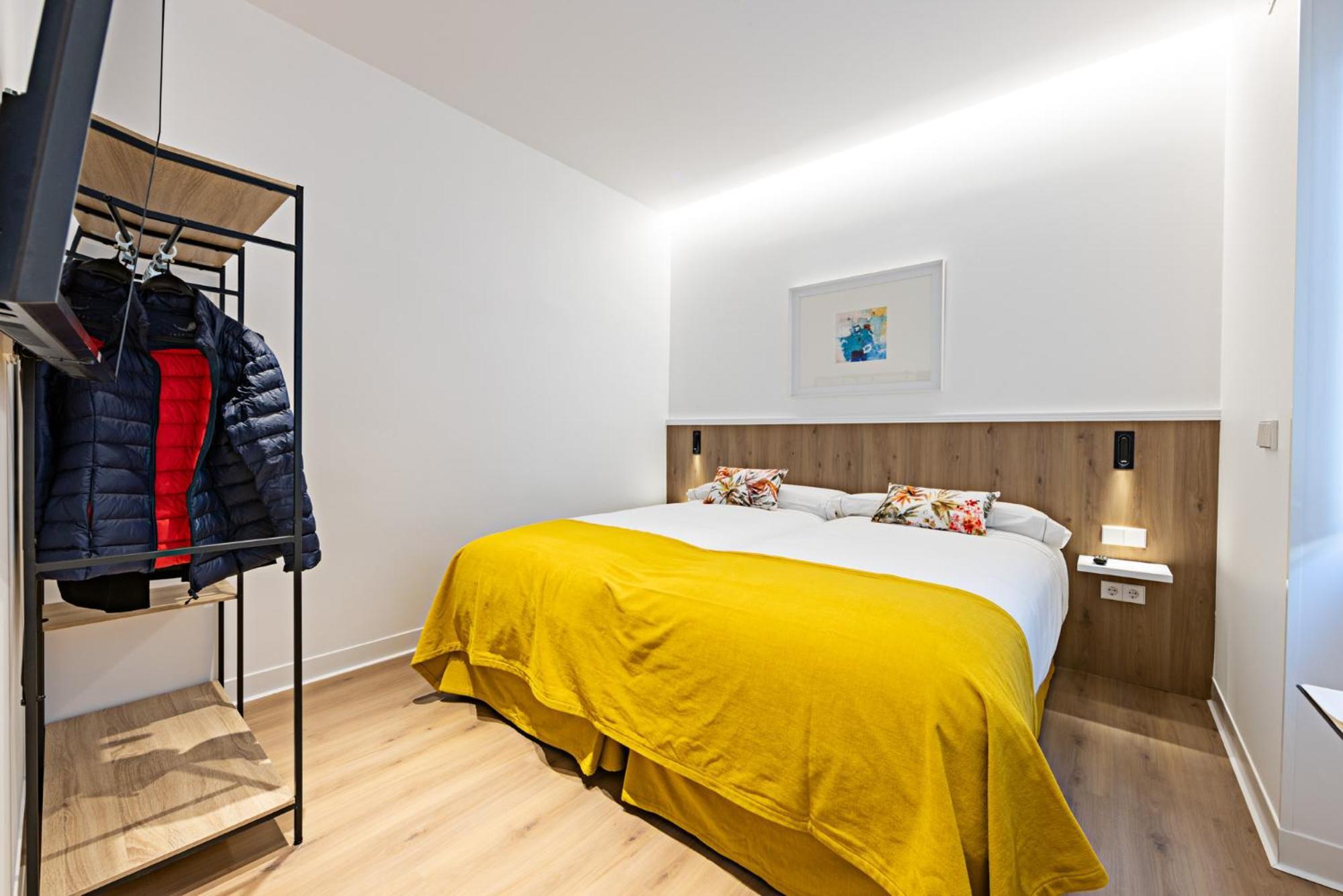 Hostal Paris Valladolid Zewnętrze zdjęcie